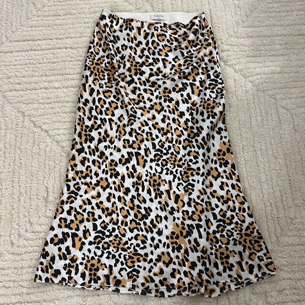 Aritzia, Babaton Soft Leopard Skirt, Size 4